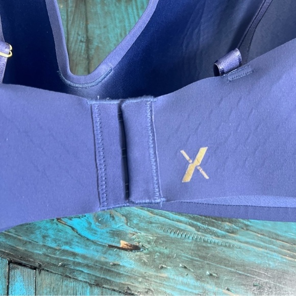 Knix Wingwoman Blue Bra Size 8+ 42E, 40F, 42F - Picture 7 of 10